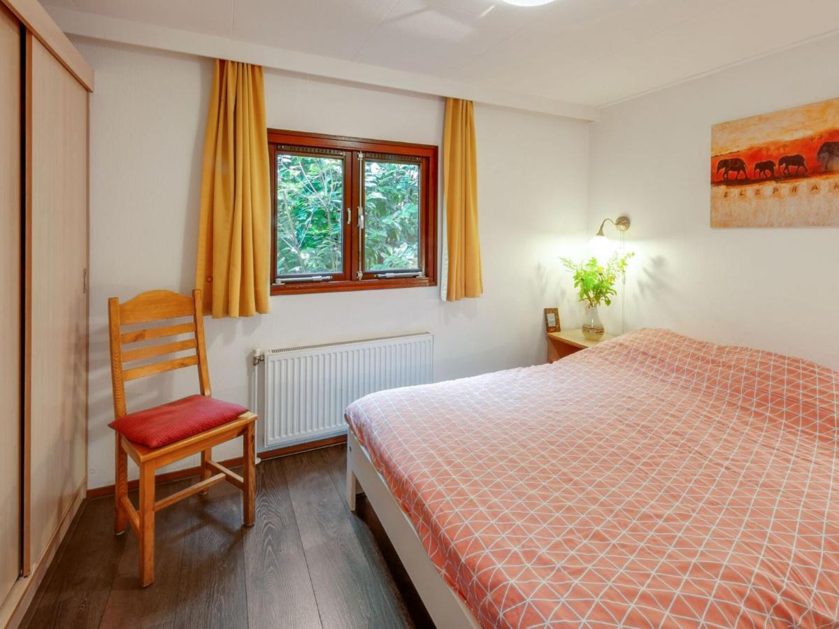 Tasteful Chalet Near Ommen For Family Stegeren Екстер'єр фото