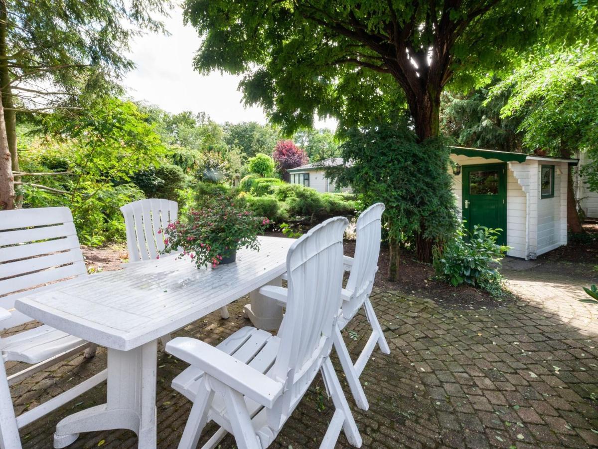 Tasteful Chalet Near Ommen For Family Stegeren Екстер'єр фото