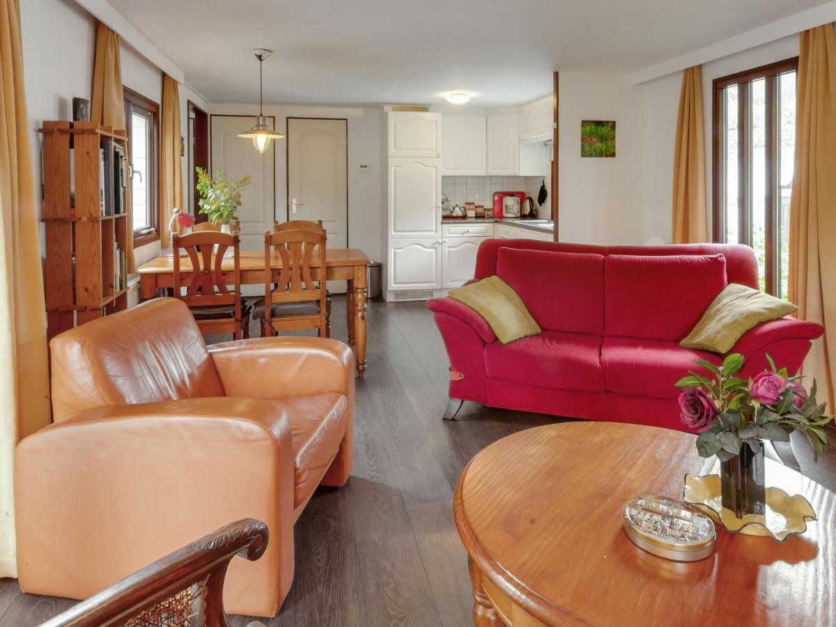Tasteful Chalet Near Ommen For Family Stegeren Екстер'єр фото